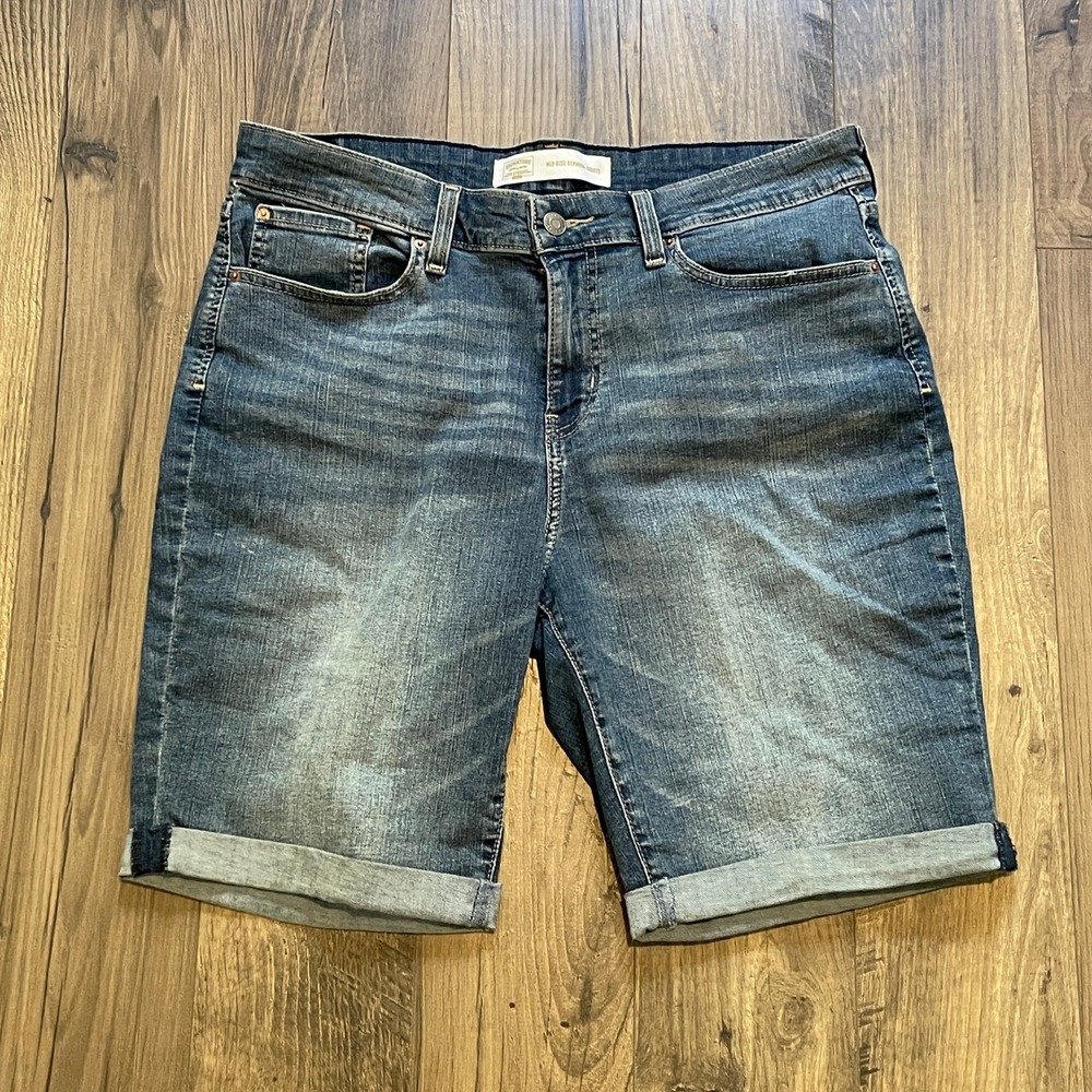 Signature by Levi Strauss & Co Womens Mid Rise Bermuda Shorts Blue Size 14 W32